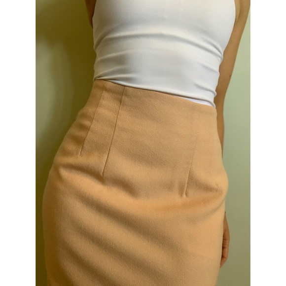 Small, Vintage high waisted peachy pink wool skirt - Picture 15 of 15